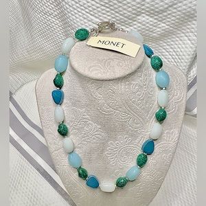 MONET Silver Tone Multicolored Aqua and Teal Beaded Necklace🩵💚🤍